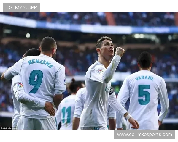 摩羯座球星如何在足球赛场展现坚毅品质与团队精神魅力